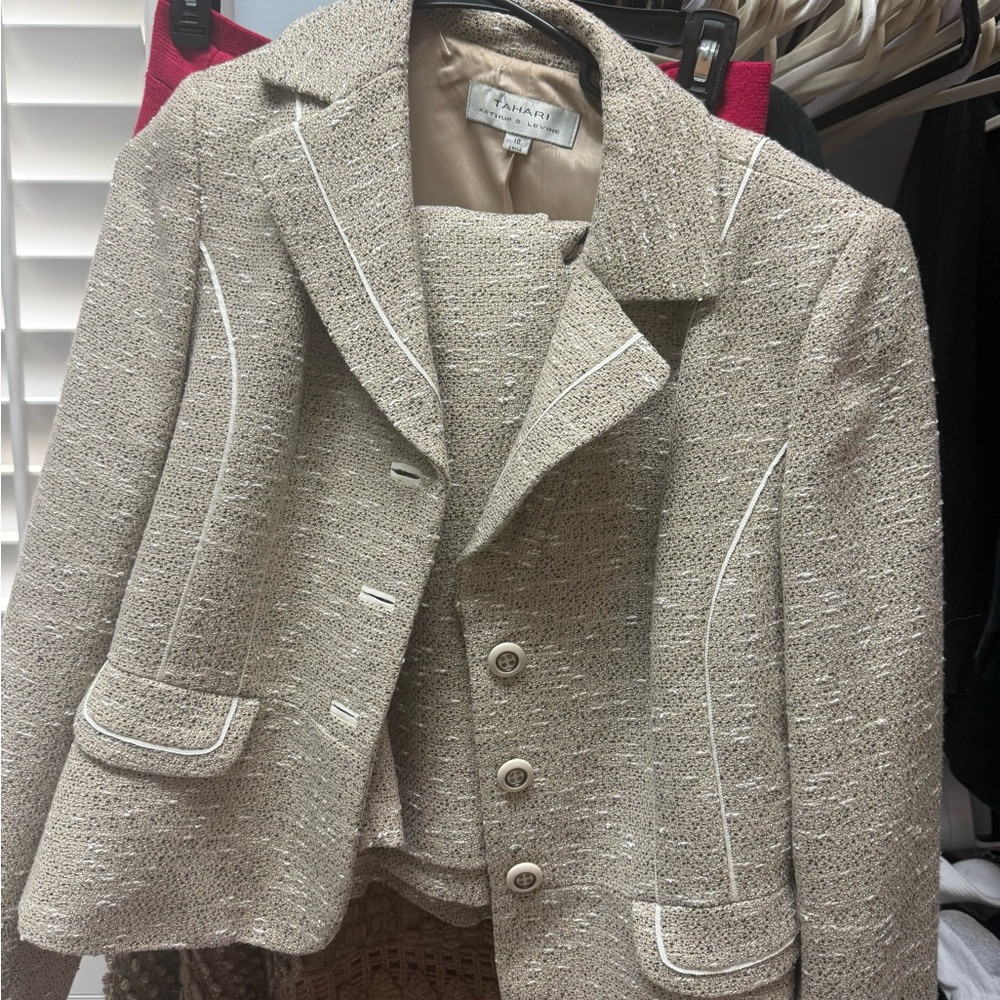 Chan Beige Women's Jacket